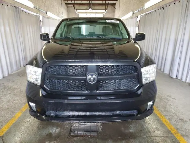 2016 RAM 1500 ST